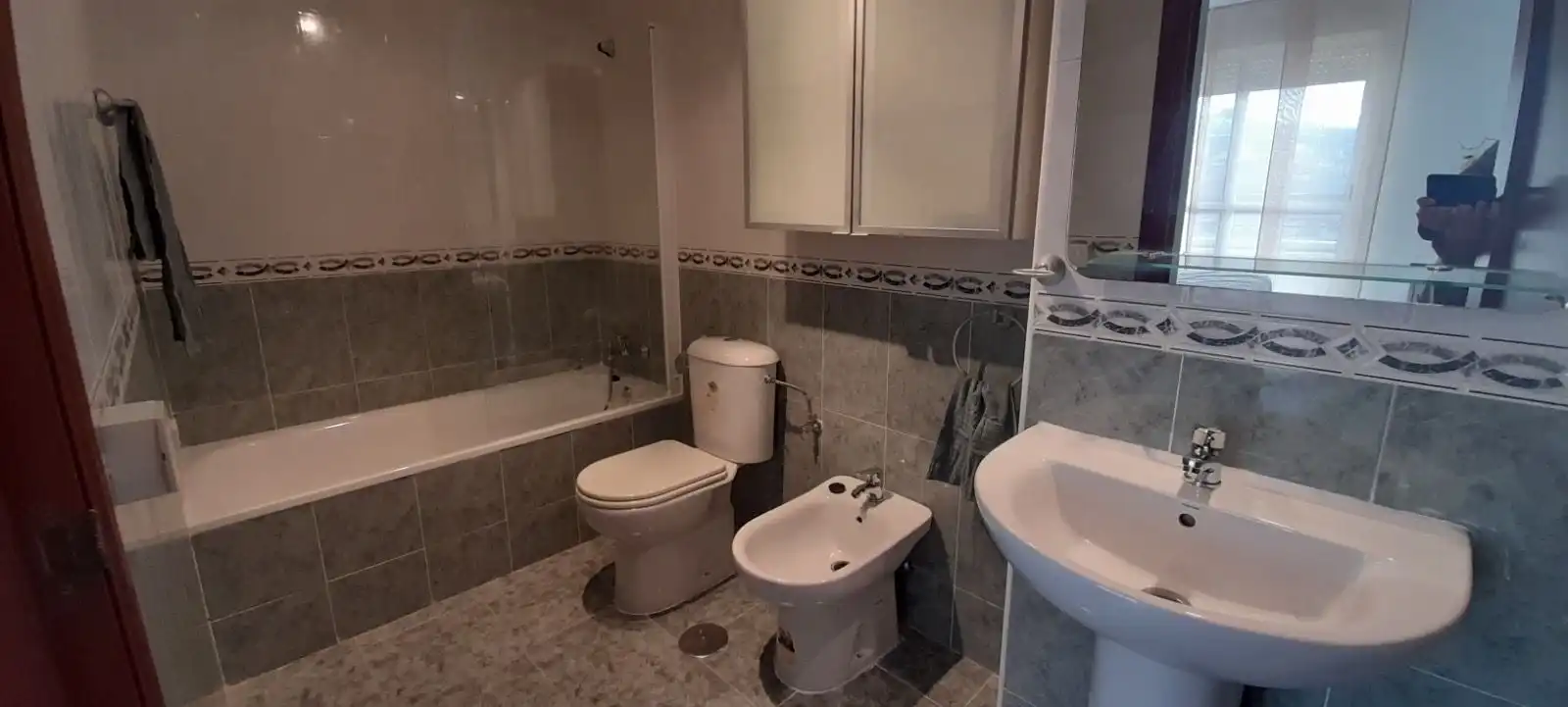 Bany de Apartament de lloguer en Torrequebrada