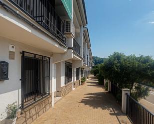 Vista exterior de Casa adosada en venda en Lanzahíta amb Aire condicionat, Calefacció i Moblat
