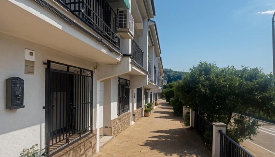 Photo 1 of Single-family semi-detached for sale in Calle Sargentos Provisionales, Lanzahíta, Ávila