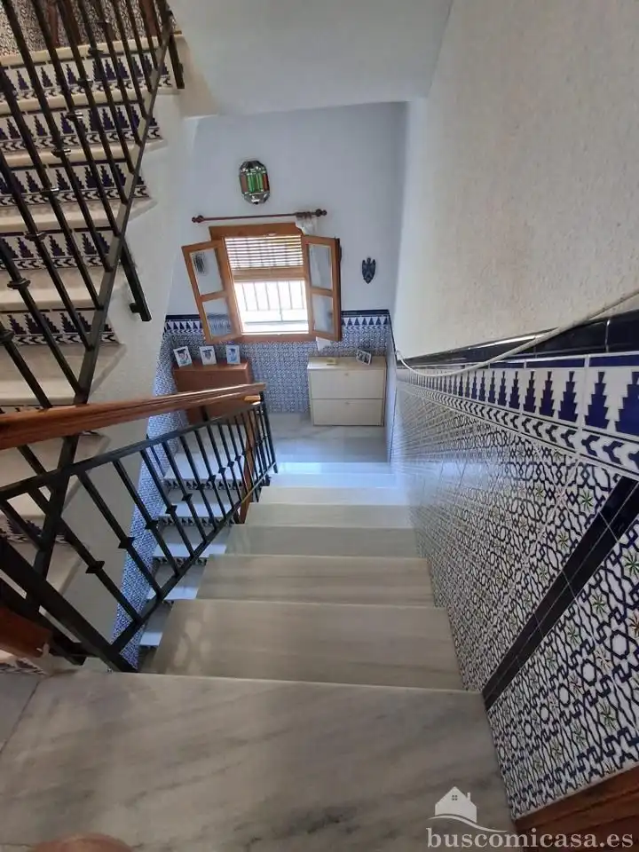 Casa o xalet en venda en Loja amb Aire condicionat, Jardí privat i Terrassa