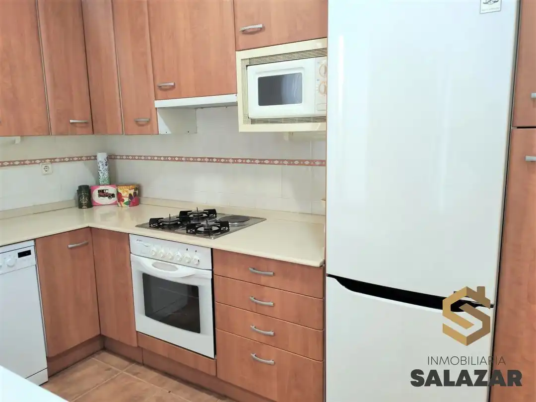 Küche von Wohnungen zur Miete in Bilbao  mit Heizung und Balkon