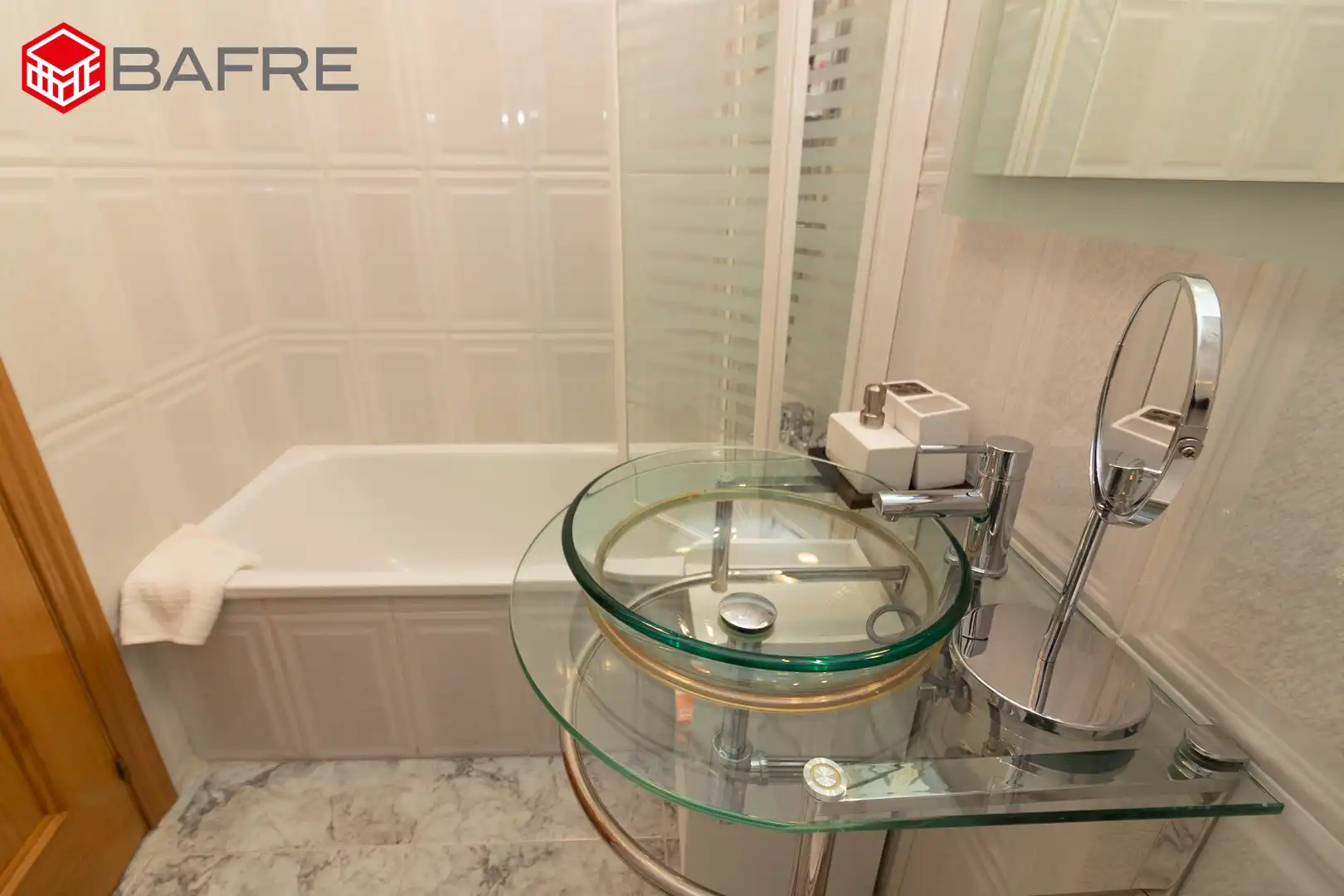 Bathroom of Flat for sale in Valdemoro  with Air Conditioner and Terrace
