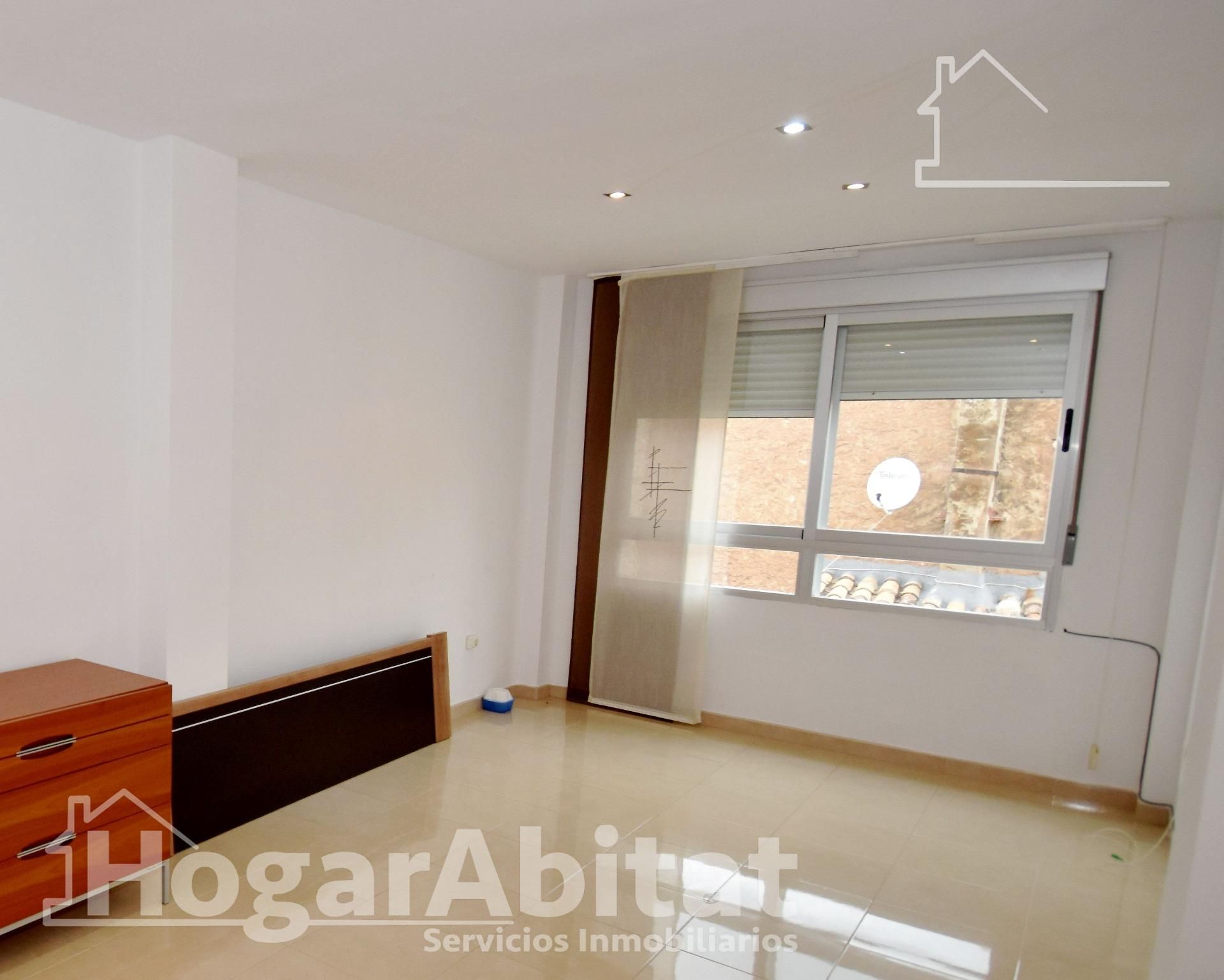 Bedroom of Flat for sale in L'Alcora  with Heating