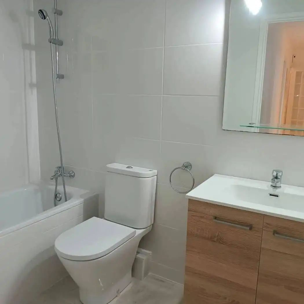 Piso de alquiler en Carrer RAMON CASAS, 2, Fenals
