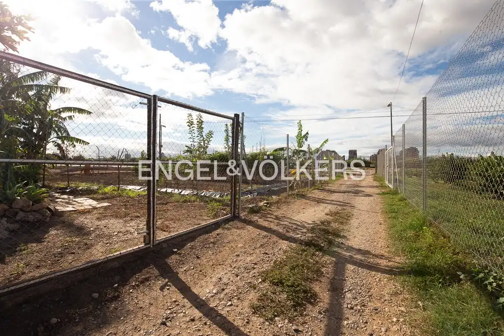 Country house zum Verkauf in Valencia mit Heizung und Privatgarten