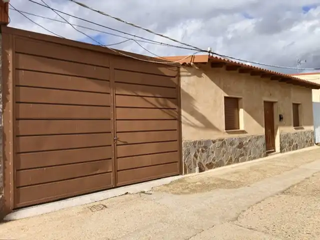 Casa o chalet en venta en Calle Extramuros, Villabrázaro
