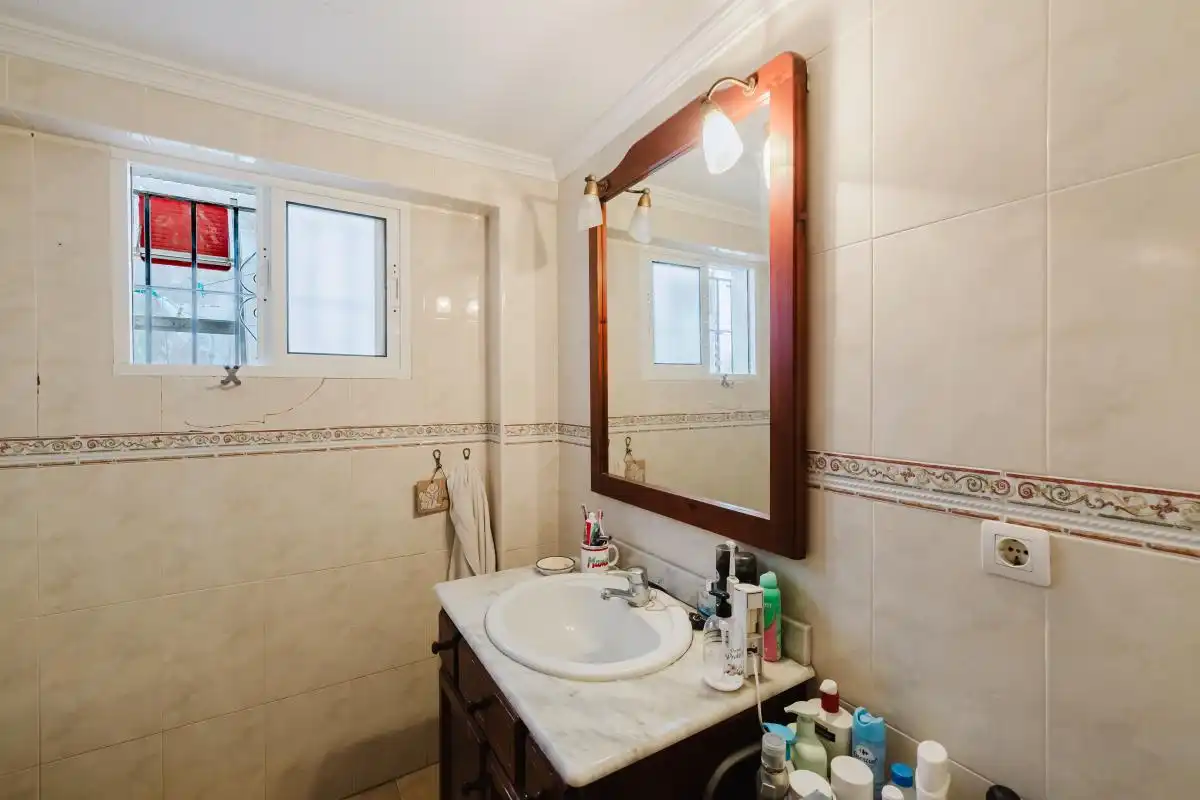 Bathroom of Detached homes for sale in Málaga  with Heating and Private garden