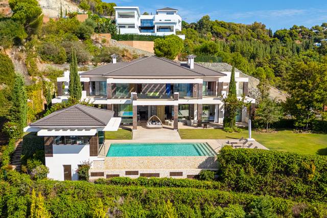 Casa-chalet en Venta en Benahavís pueblo
