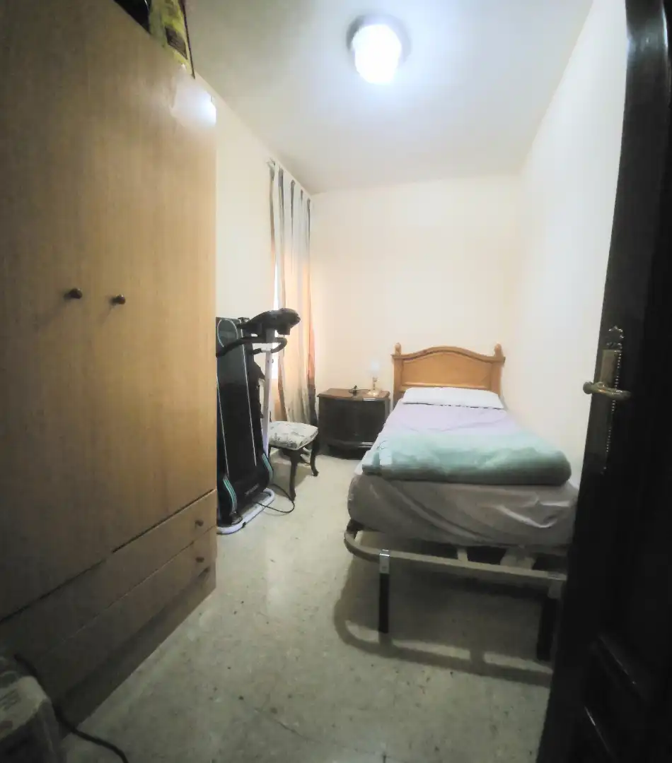 Habitación de Piso en venta en Granada con Terraza