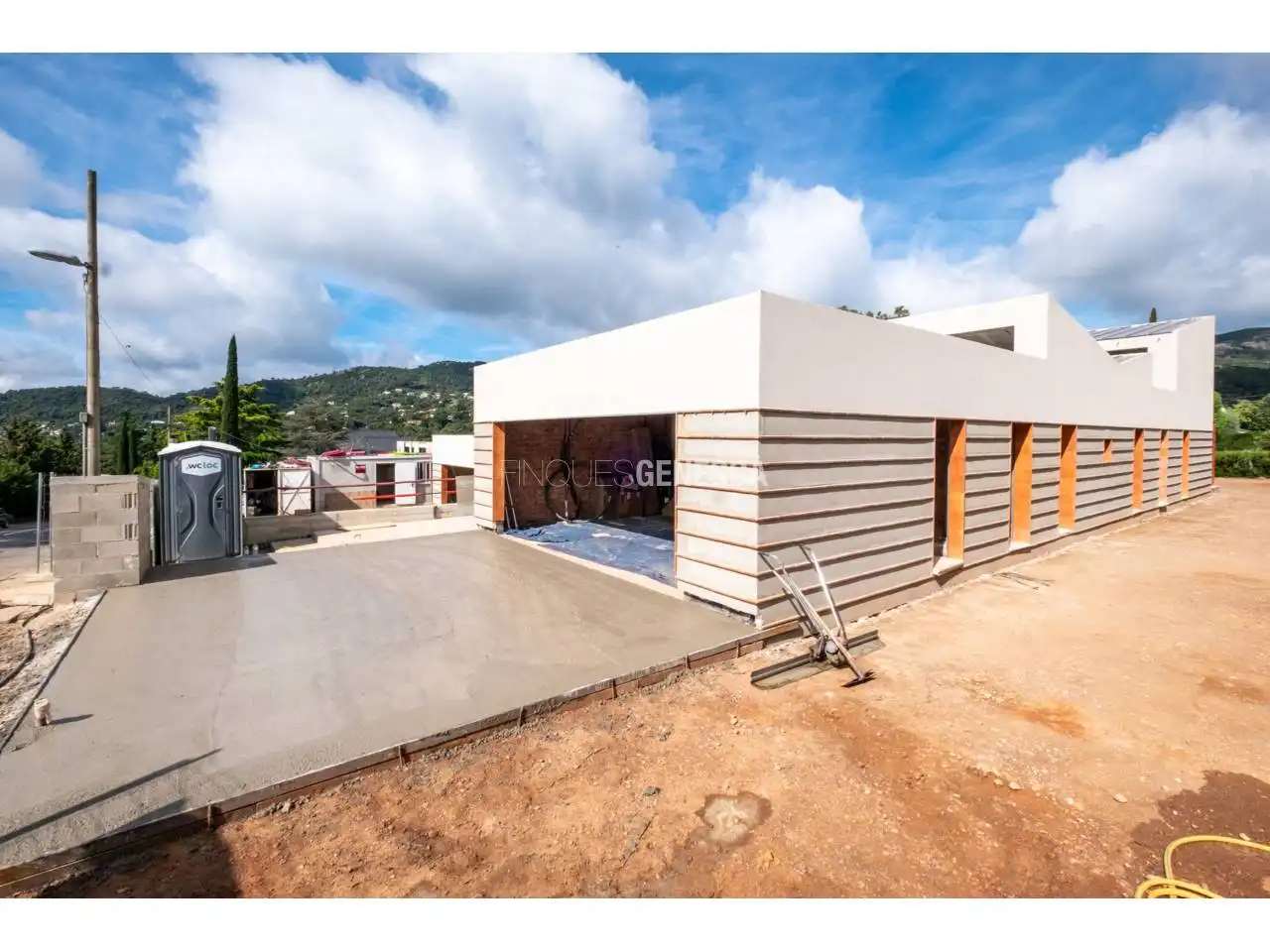 Vista exterior de Casa o xalet en venda en Matadepera amb Aire condicionat, Calefacció i Jardí privat