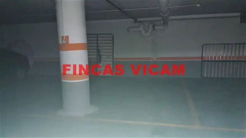 Aparcament de Garatge en venda en Huesca