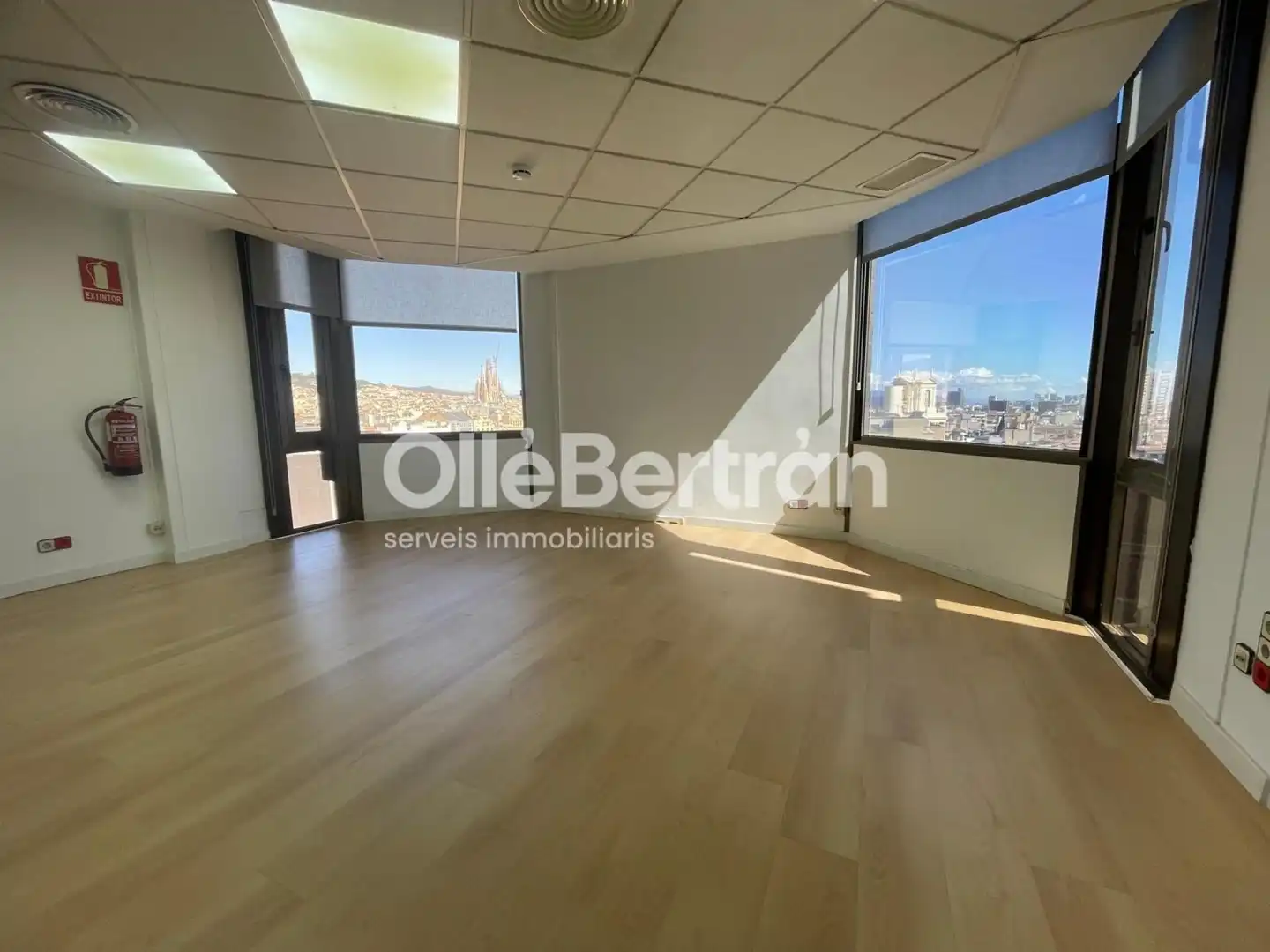 Oficina de lloguer en  Barcelona Capital