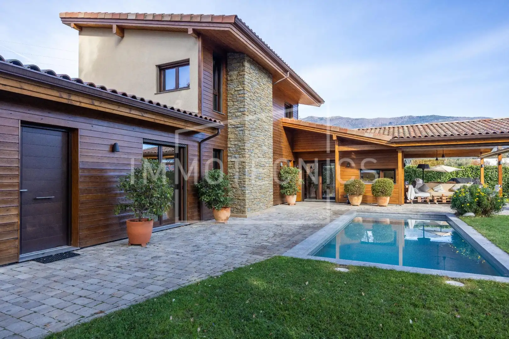 Vista exterior de Casa o xalet en venda en Sant Esteve de Palautordera amb Aire condicionat, Jardí privat i Piscina