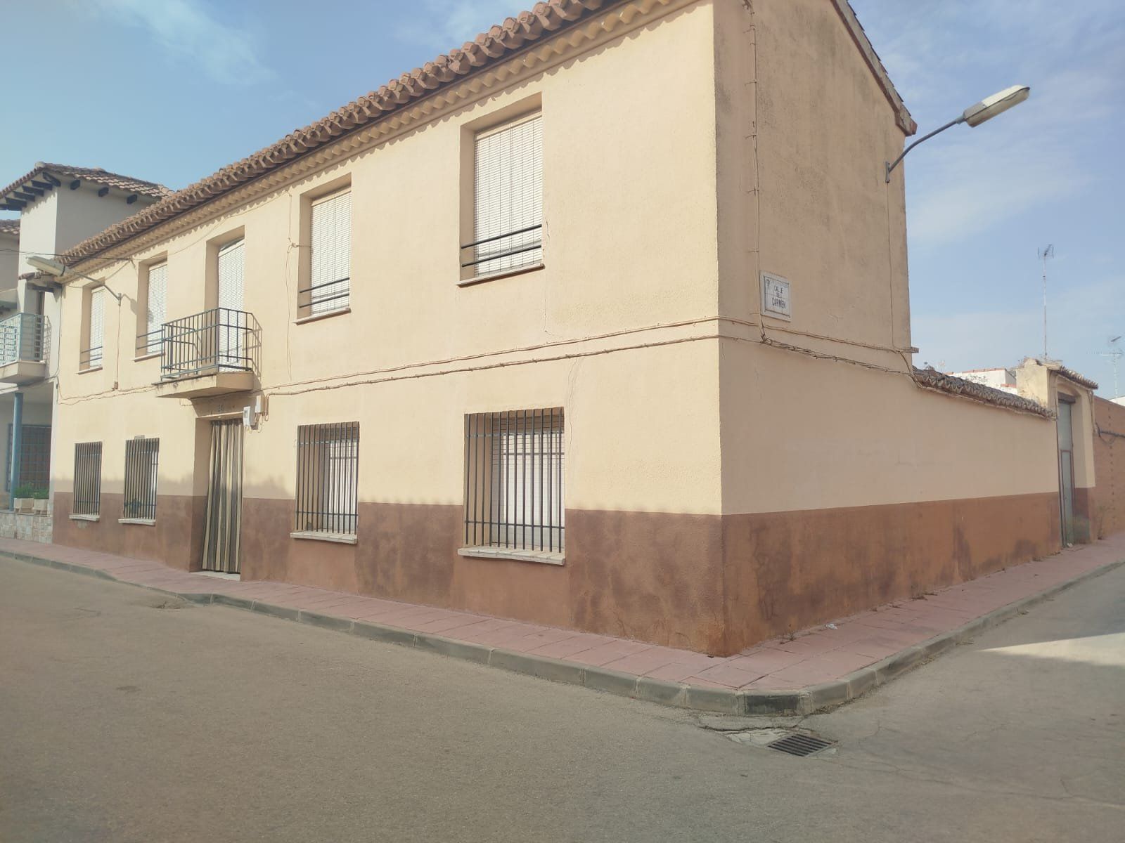 Exterior view of House or chalet for sale in Corral de Almaguer  with Heating, Private garden and Parquet flooring