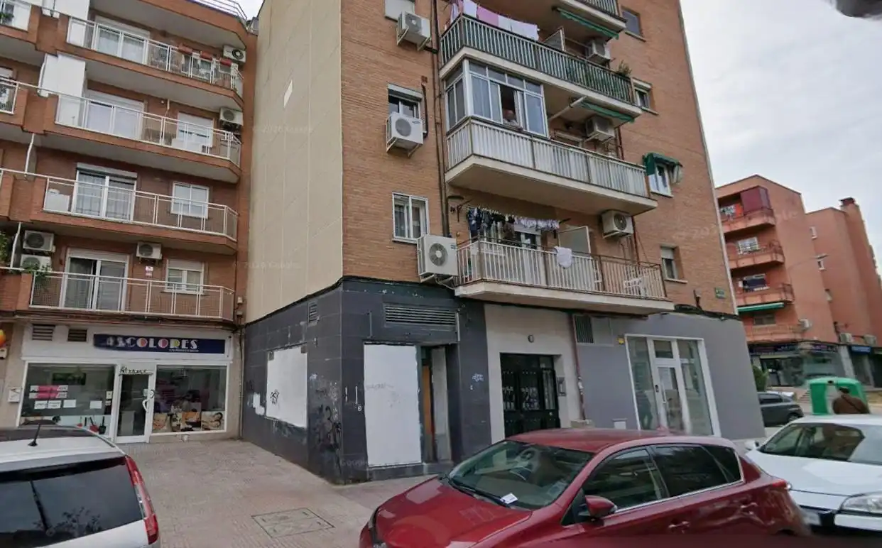 Business premises for sale in Coslada pueblo