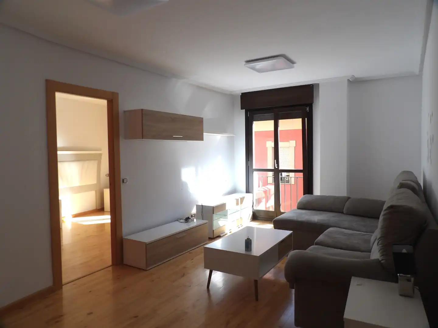 Sala de estar de Apartamento en venta en León Capital  con Calefacción, Parquet y Amueblado