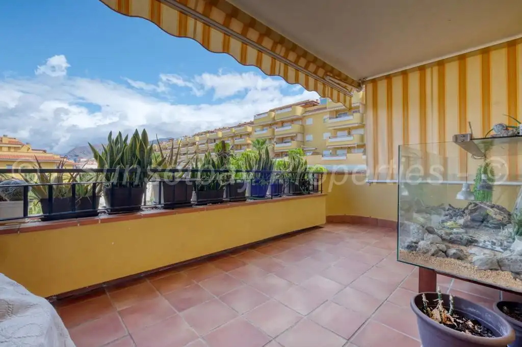 Flat for sale in Lajial ,Urb Playa De La Arena, Puerto de Santiago