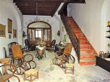House with balcony for sale in Muro