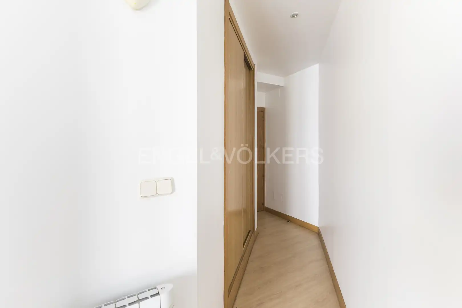 Flat for rent in Madrid  with Air Conditioner, Heating and Furnished