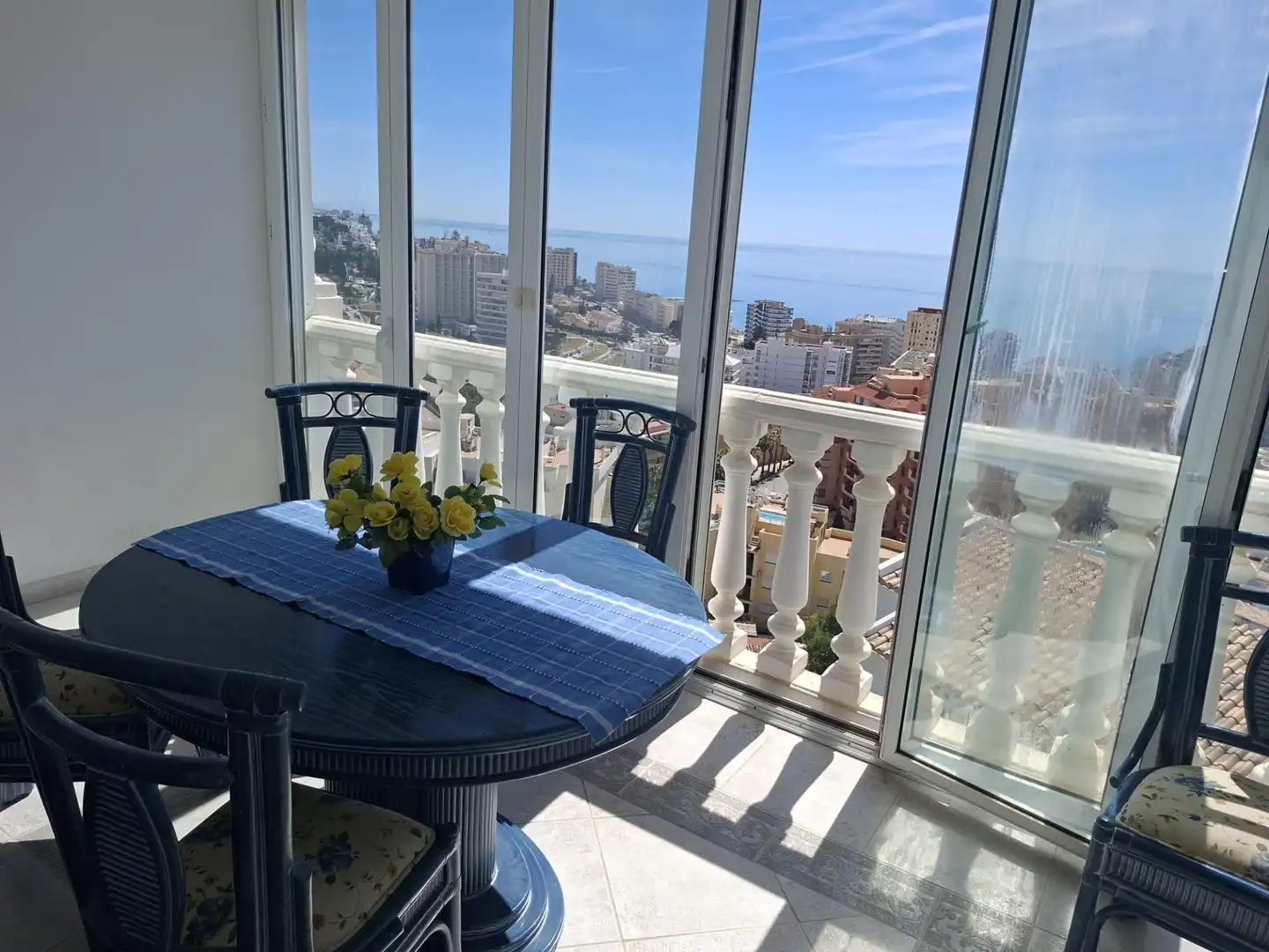 Außenansicht von Erdgeschoss zum Verkauf in Fuengirola mit Terrasse, Möbliert und Gemeinschaftspool