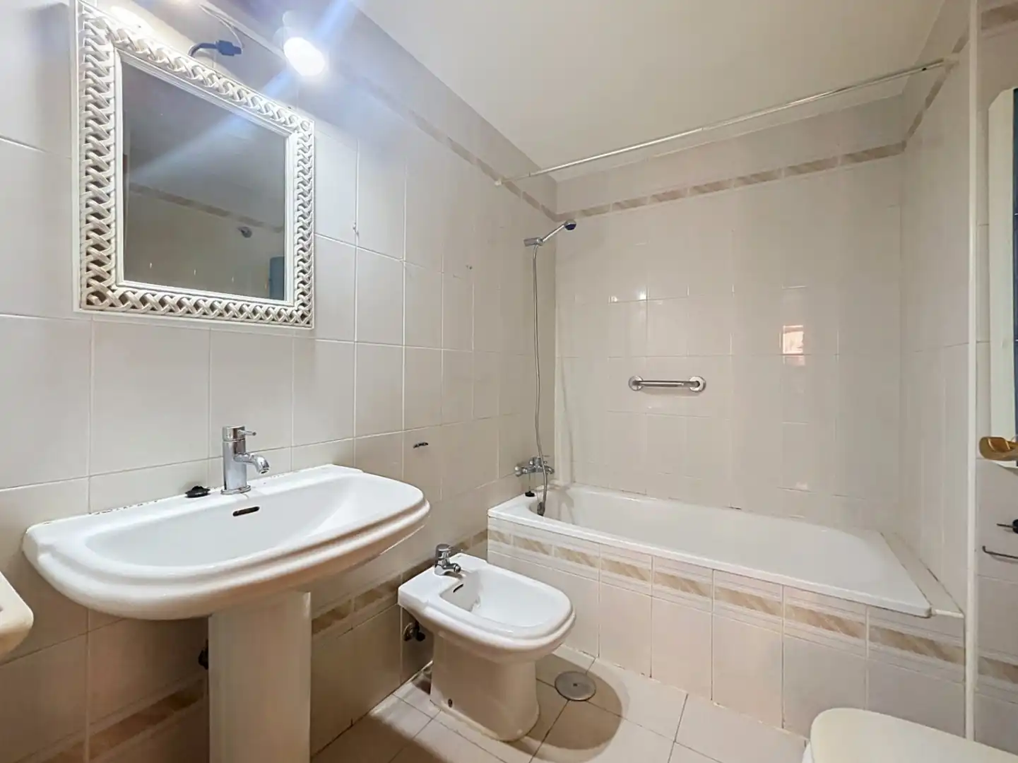 Bathroom of Flat for sale in Casco urbano