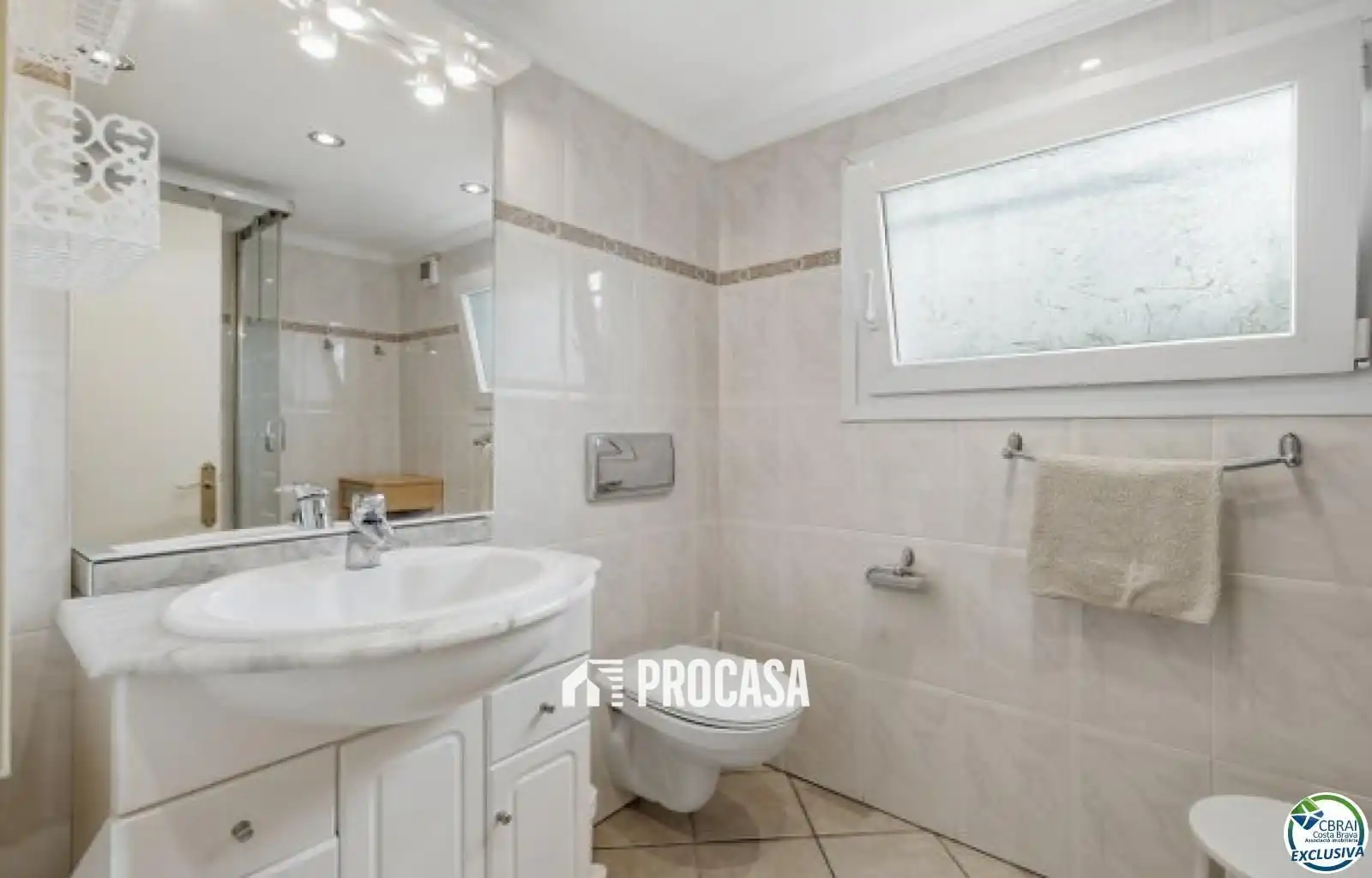 Bany de Casa o xalet en venda en Roses amb Aire condicionat