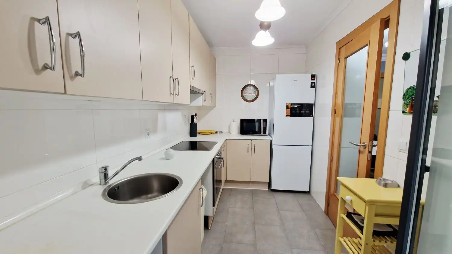 Cocina de Planta baja de alquiler en Torrelavega  con Calefacción, Terraza y Trastero