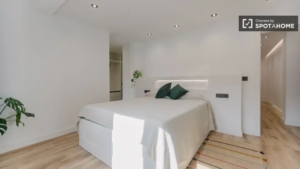 Wohnung mit Terrasse zur Miete in Quatre Carreres, imagen 11