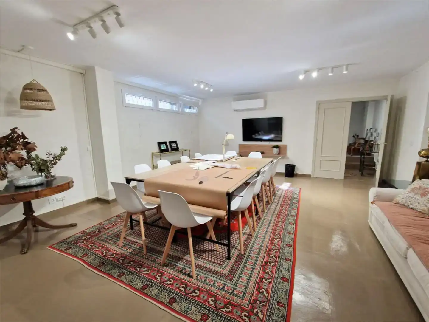 Comedor de Casa o chalet para compartir en Madrid con Aire acondicionado, Jardín privado y Parquet