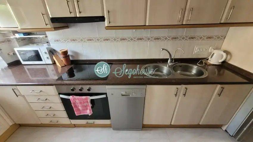 Kitchen of Flat for sale in Segovia  with Heating, Parquet flooring and Terrace