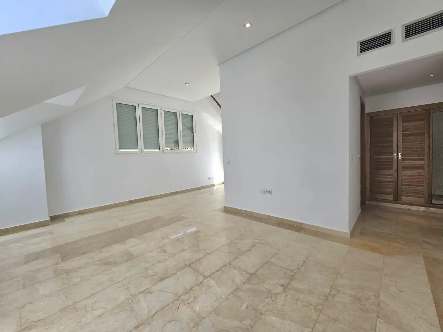 Àtic en venda en Benalmádena amb Aire condicionat, Jardí privat i Terrassa