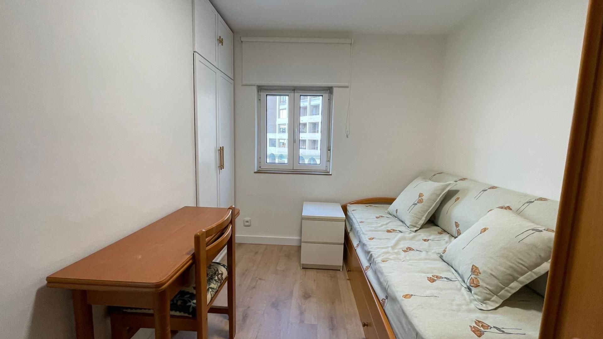 Bedroom of Flat to rent in Santander  with Heating and Private garden