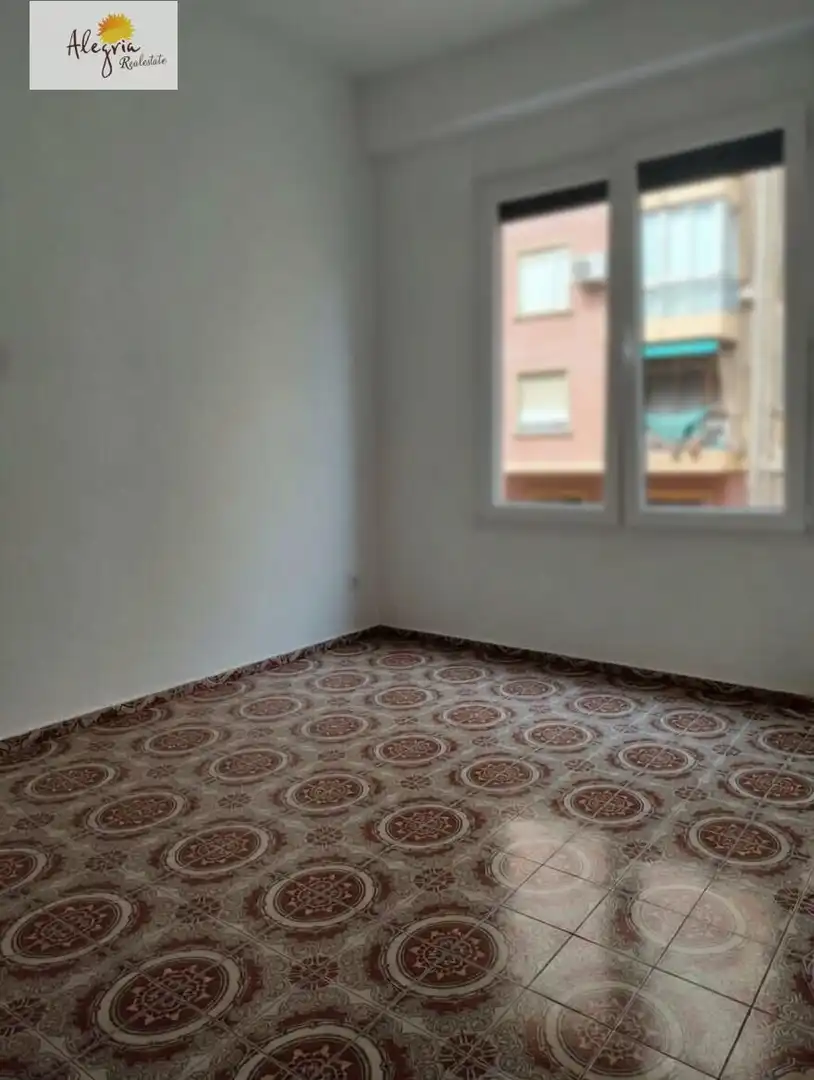 Apartament amb terrassa en venda a Calle HIGINIO NOJA (PROFESSOR), imagen 3