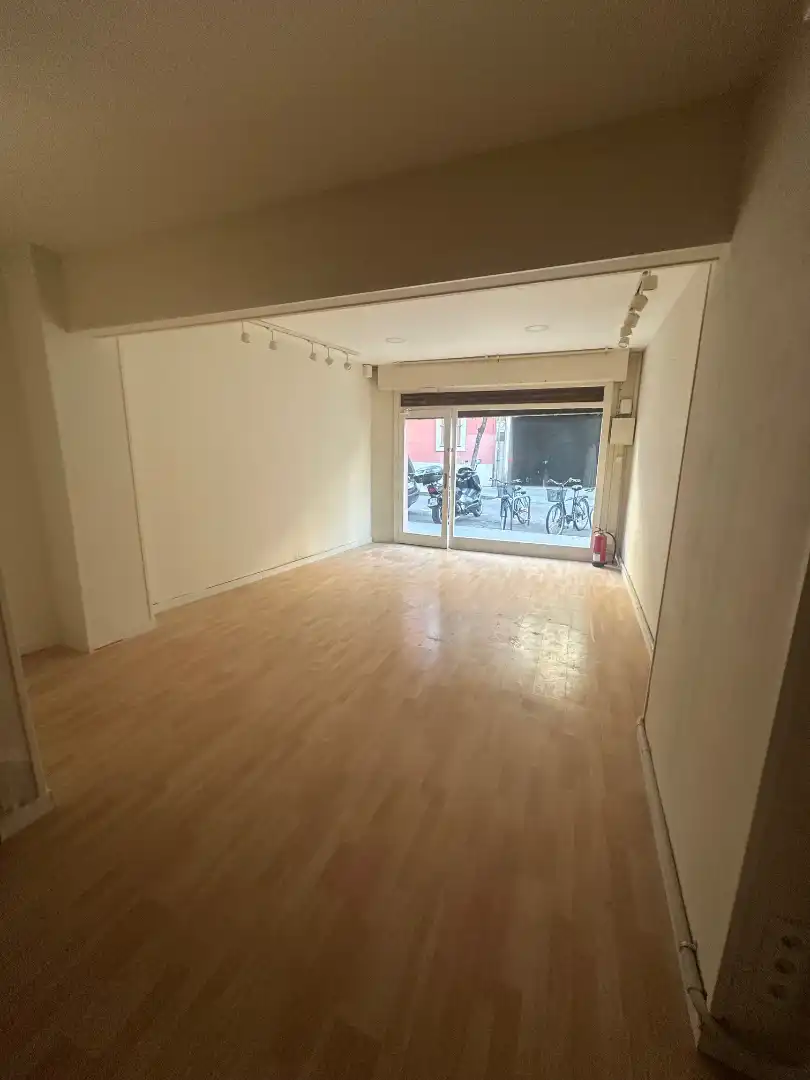 Gewerbefläche zur Miete in Carrer de l'Encarnació 42