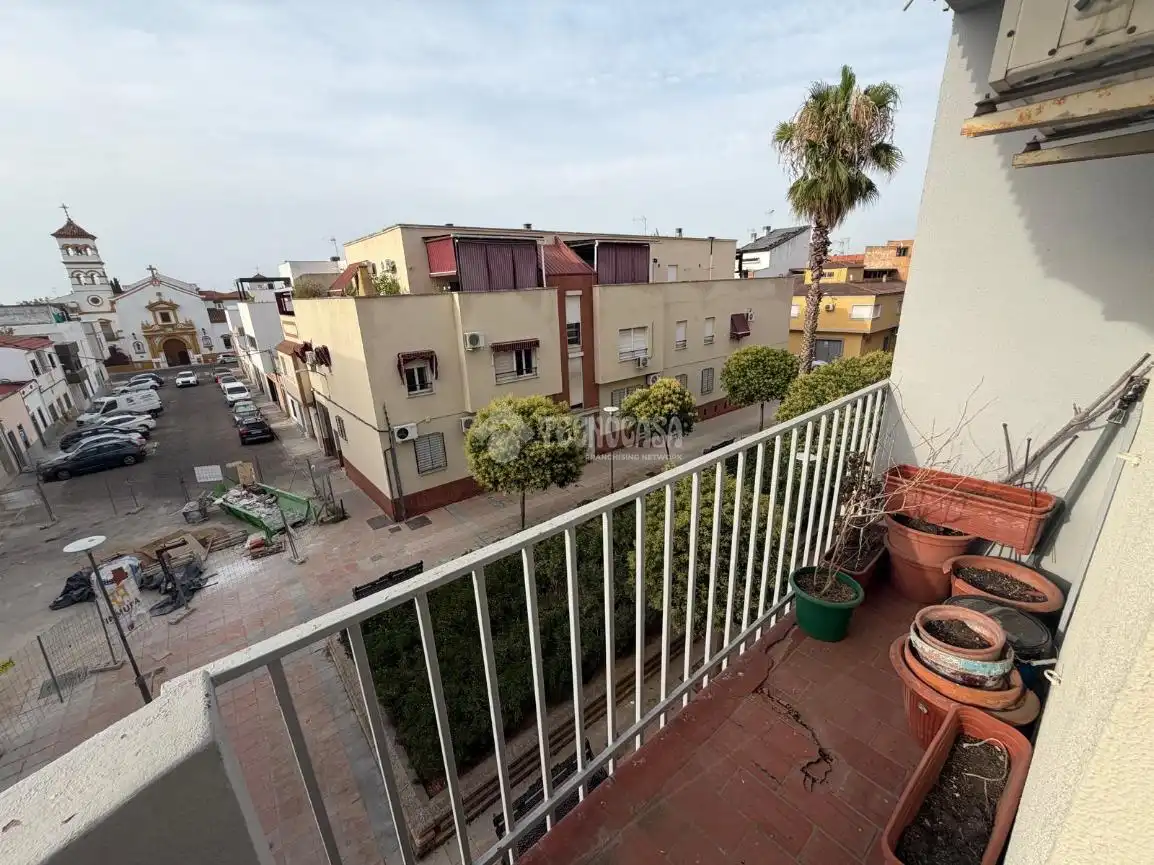 Vista exterior de Piso en venta en Badajoz con Aire acondicionado y Balcón