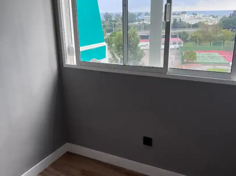 Dormitori de Pis en venda en Estepona amb Aire condicionat, Parquet i Piscina