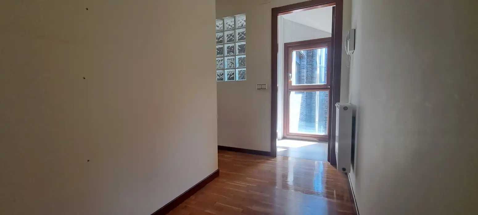 Piso con terraza en venta en Gijón - CL PROSPERIDAD, imagen 2