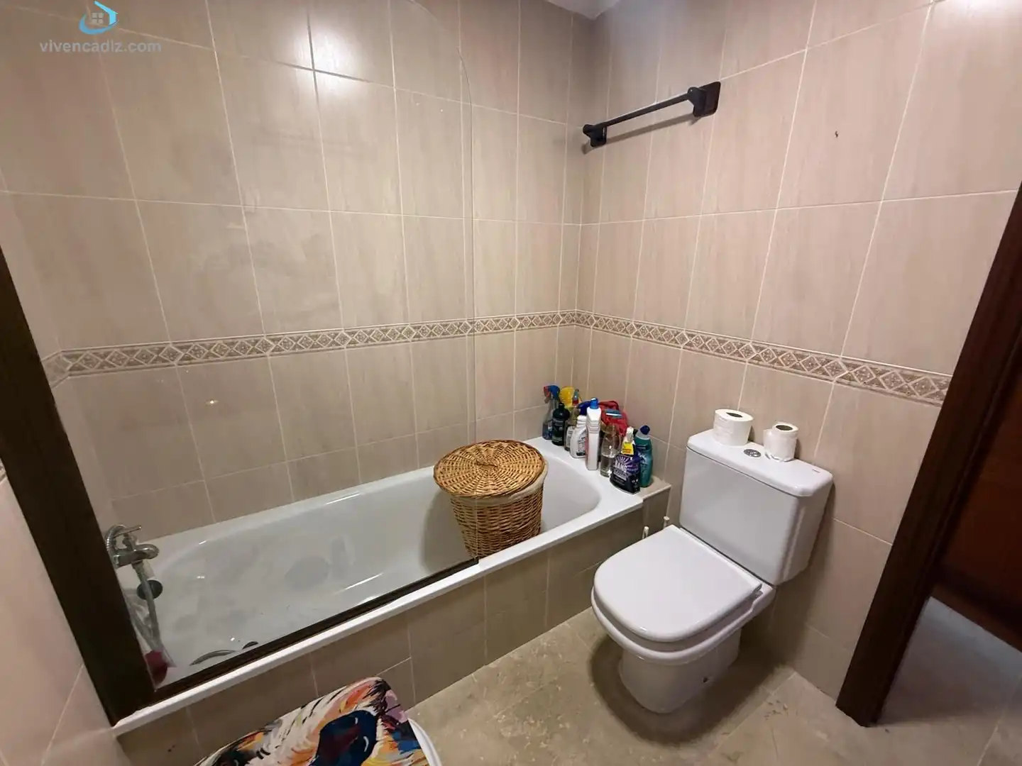 Bany de Àtic en venda en San Fernando amb Terrassa, Traster i Piscina comunitària
