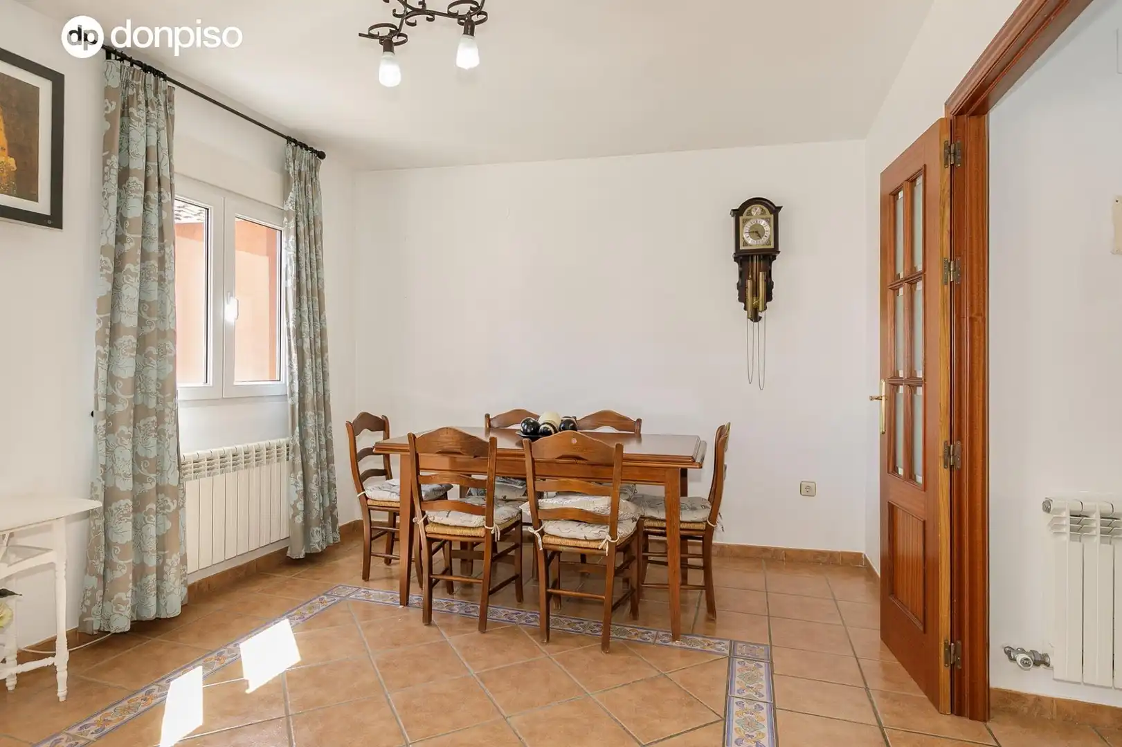 Comedor de Casa adosada en venta en Granada con Aire acondicionado, Calefacción y Terraza