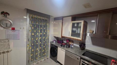 Foto 3 de Pis en venda a Calle Alcanadre, Los Lirios,  Logroño