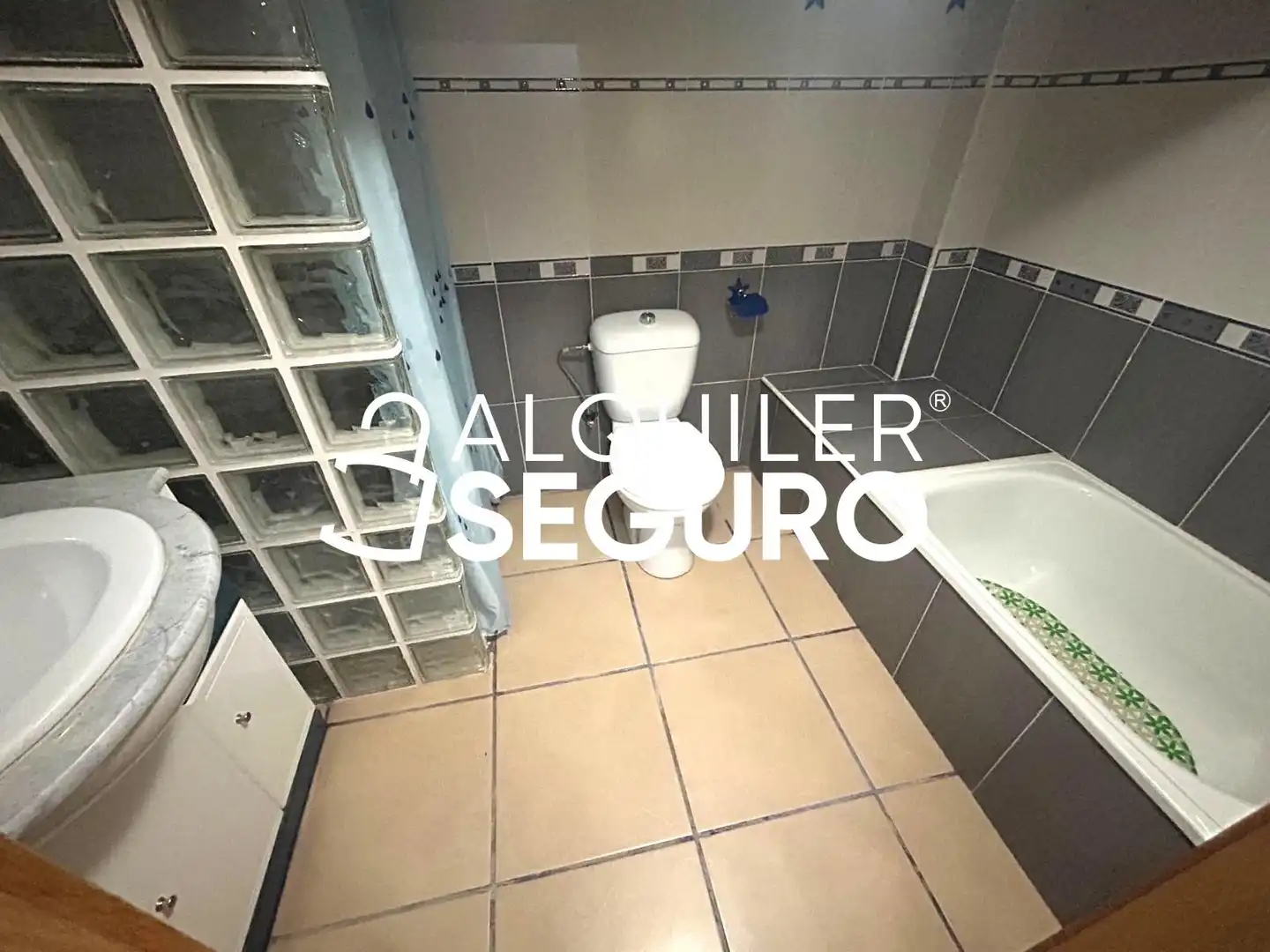 Baño de Casa o chalet de alquiler en Domeño con Terraza y Trastero