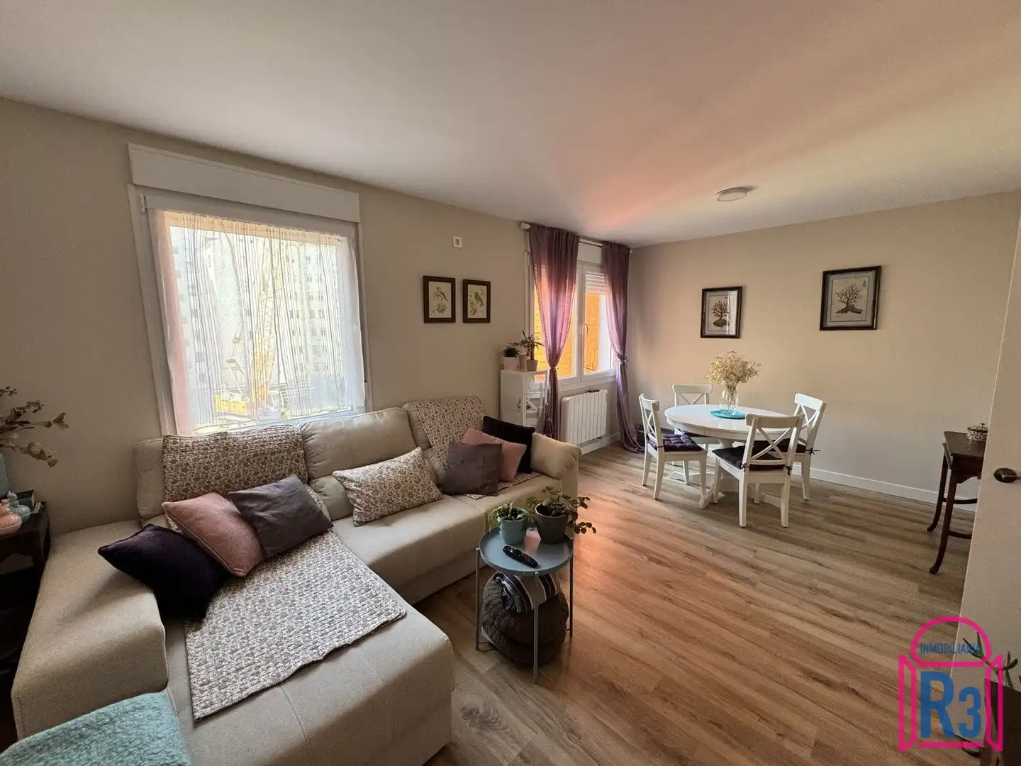 Sala d'estar de Apartament en venda en Centro Ciudad