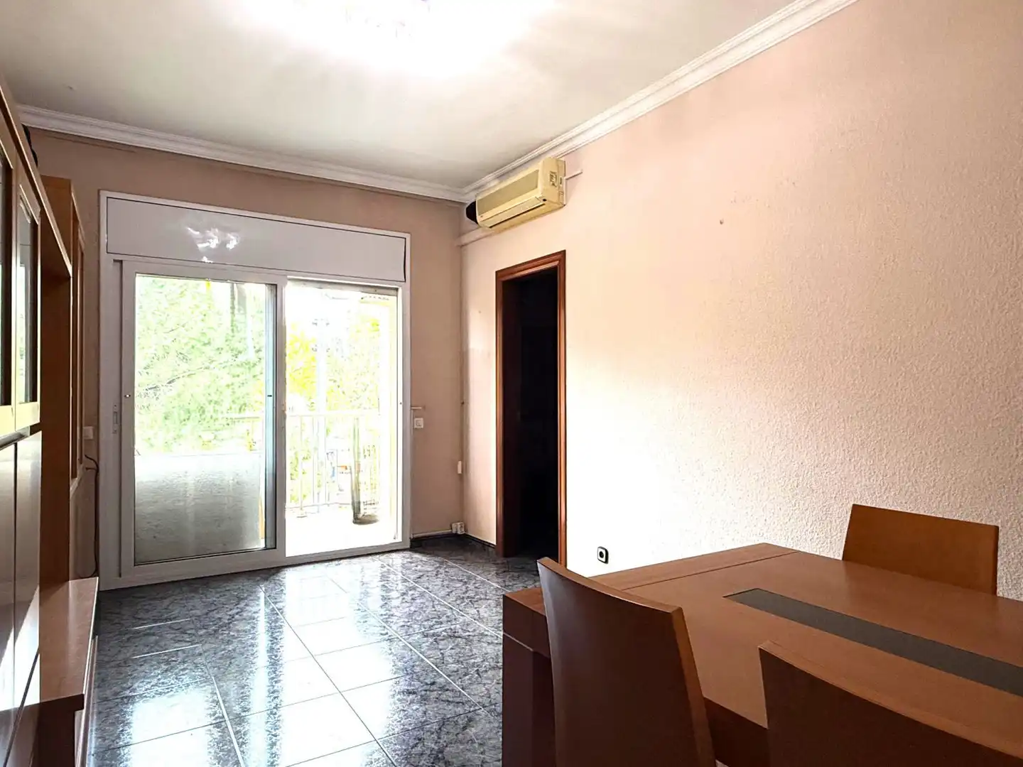 Habitación de Piso en venta en Sant Boi de Llobregat con Aire acondicionado y Balcón