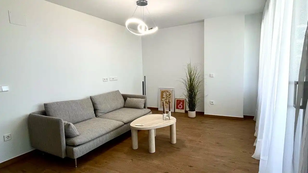 Sala de estar de Apartamento de alquiler en Villajoyosa / La Vila Joiosa con Aire acondicionado, Terraza y Amueblado
