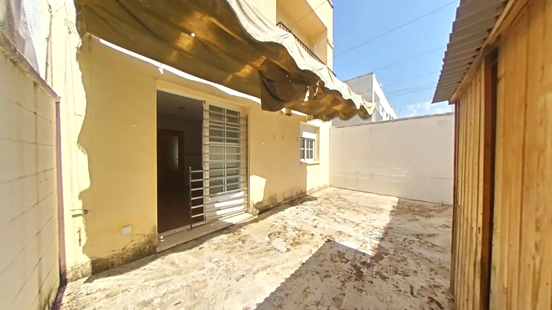 Terrassa de Casa adosada en venda en Gerena amb Traster i Balcó