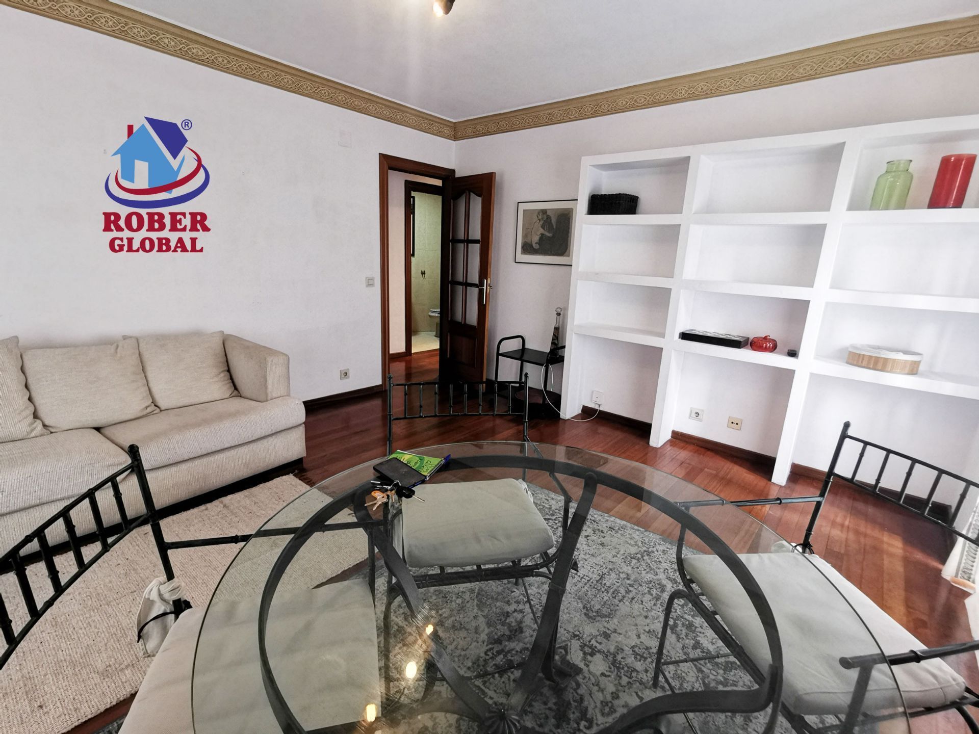 Sala d'estar de Pis de lloguer en Salamanca Capital amb Calefacció i Moblat