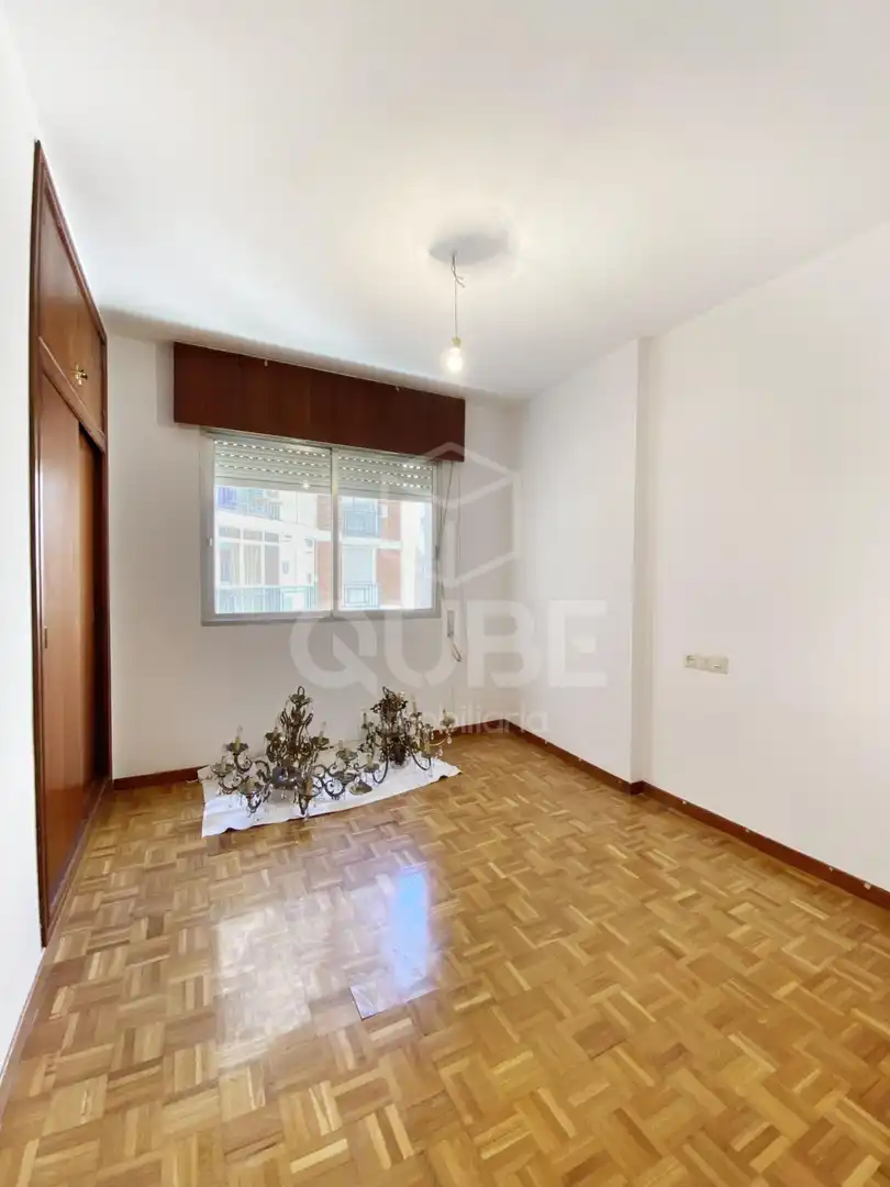 Piso con ascensor en venta en Calle VELEZ MALAGA, imagen 8