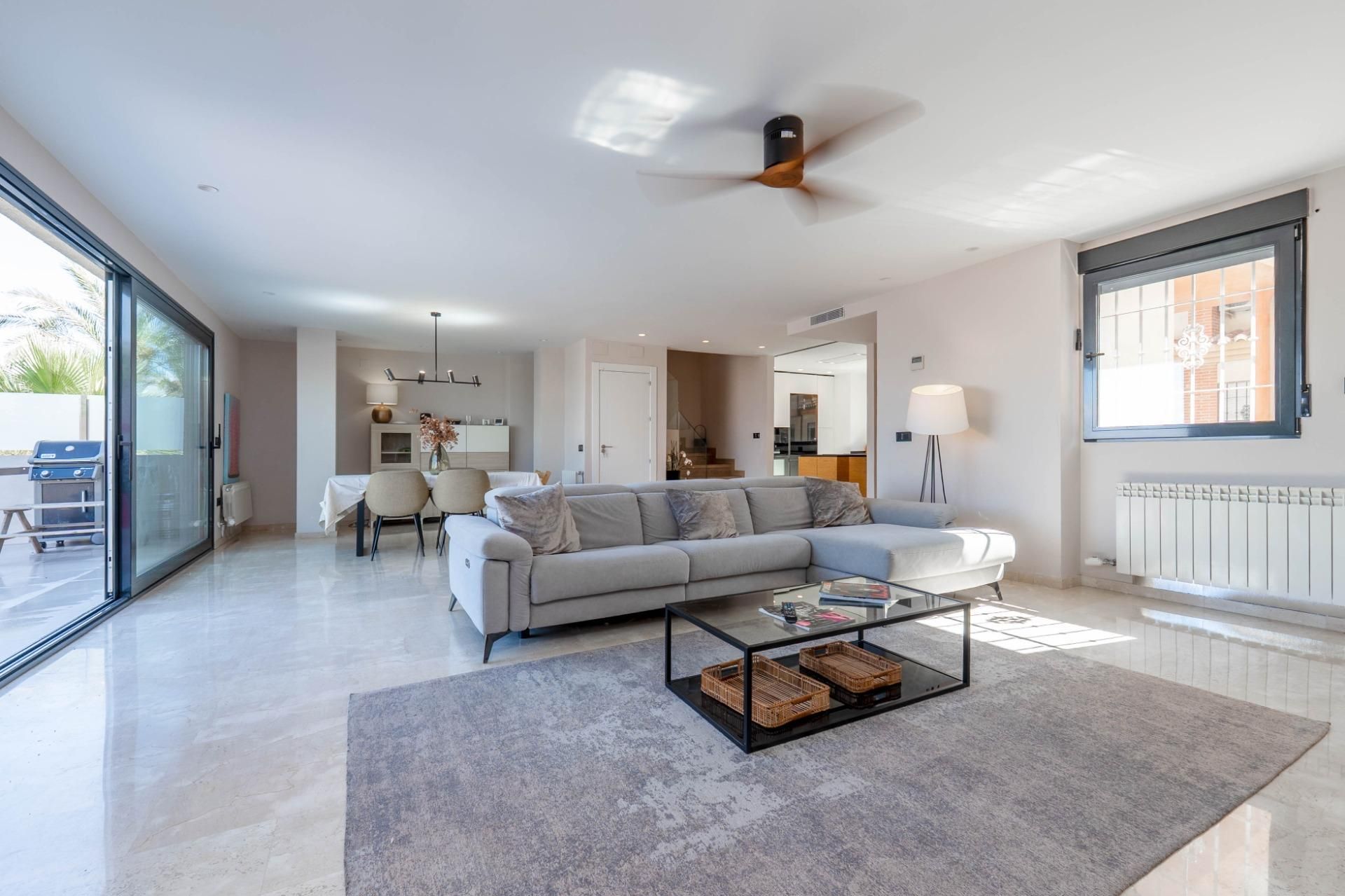 Living room of Single-family semi-detached for sale in Cájar  with Heating and Terrace