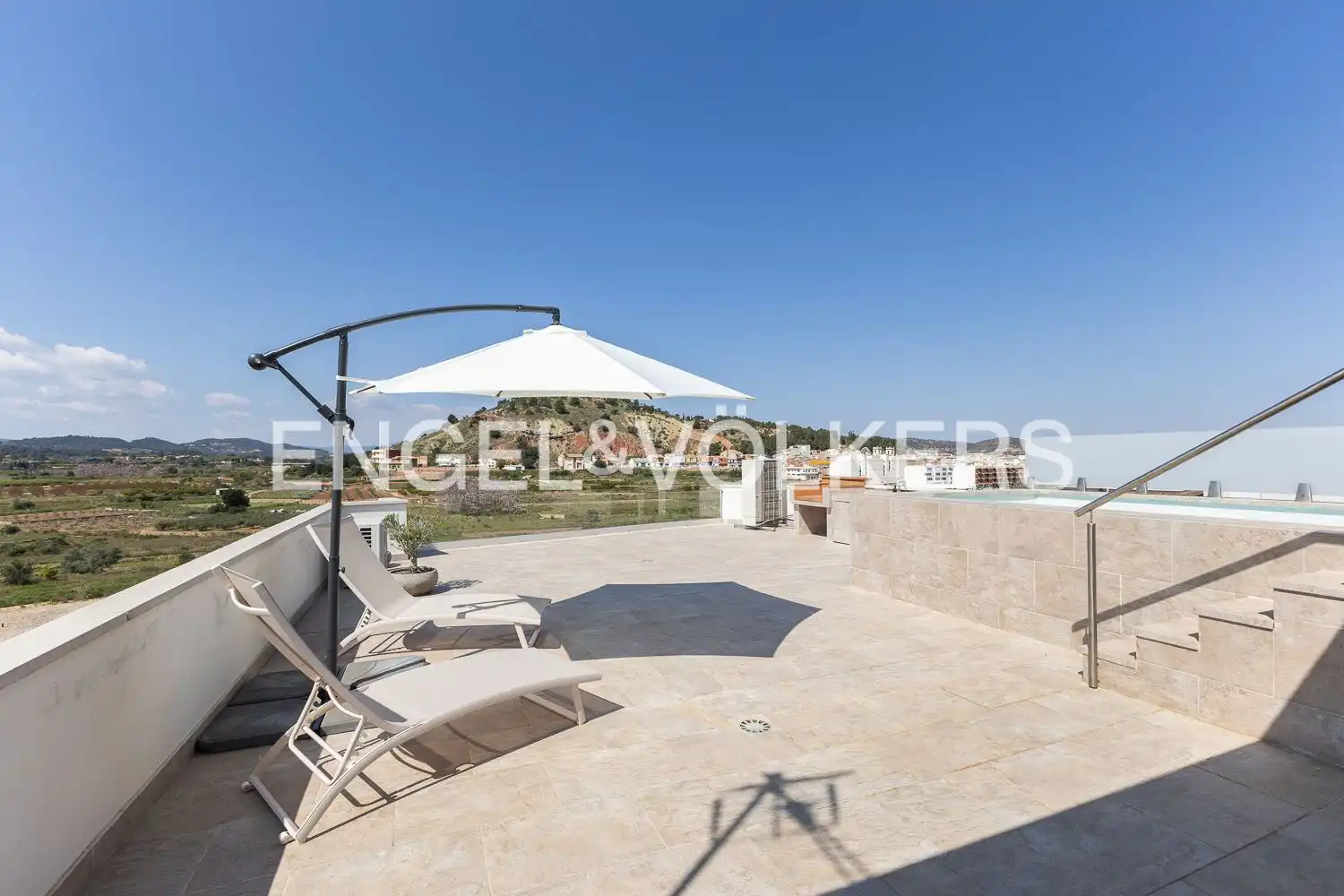 Terrace of Houses for sale in Real  with Air Conditioner, Heating and Terrace
