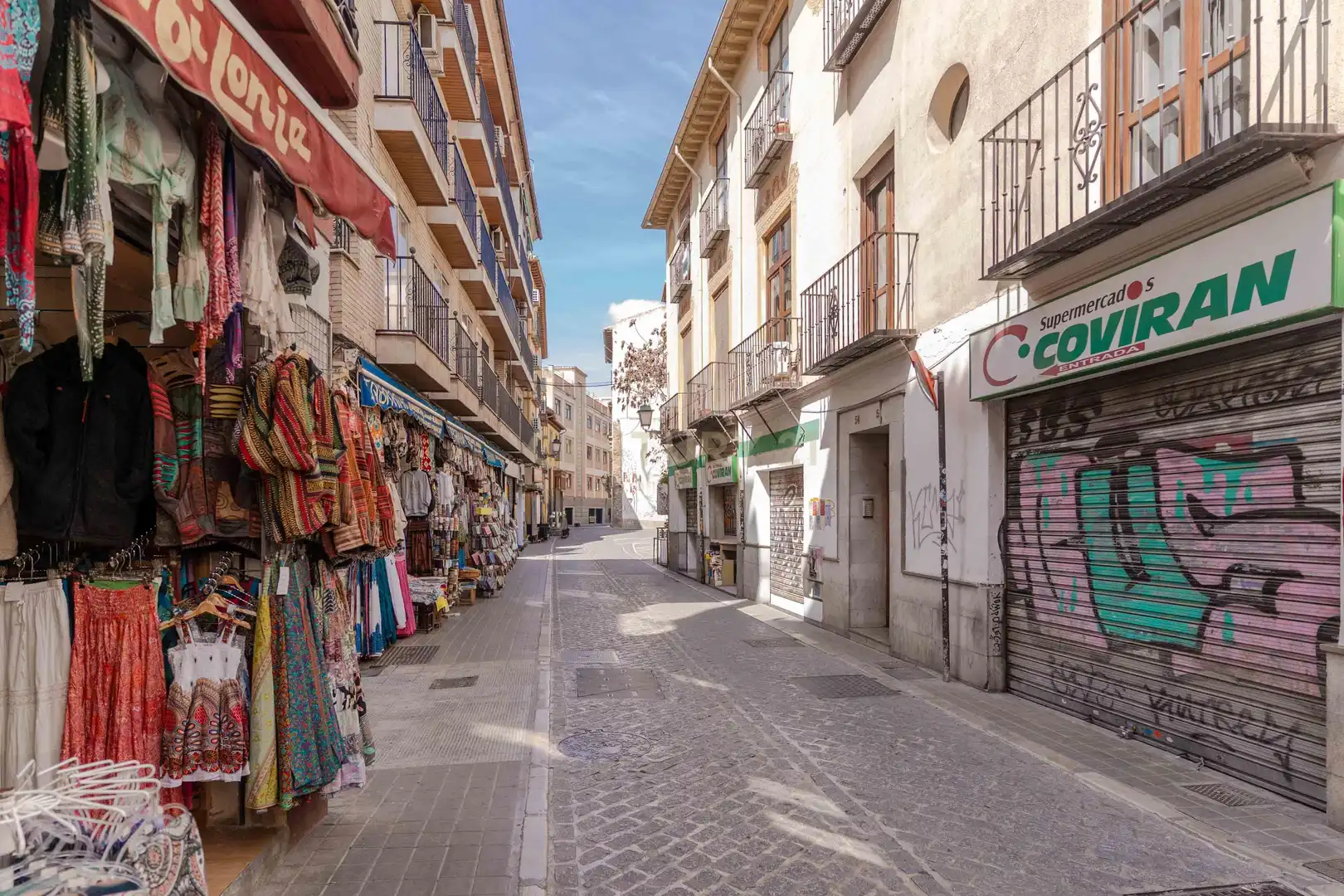 Exterior view of Flat for sale in Granada  with Air Conditioner